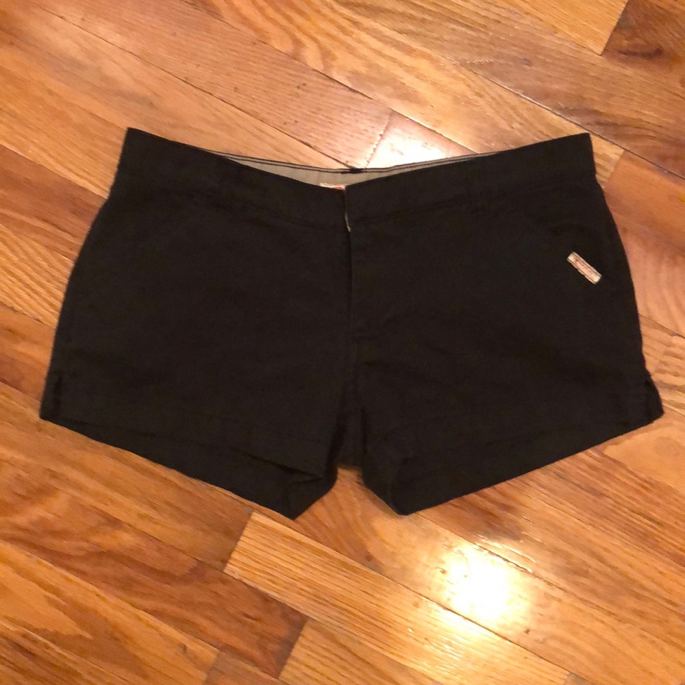 ABOUT TO DONATE!! Black O’Neill short shorts